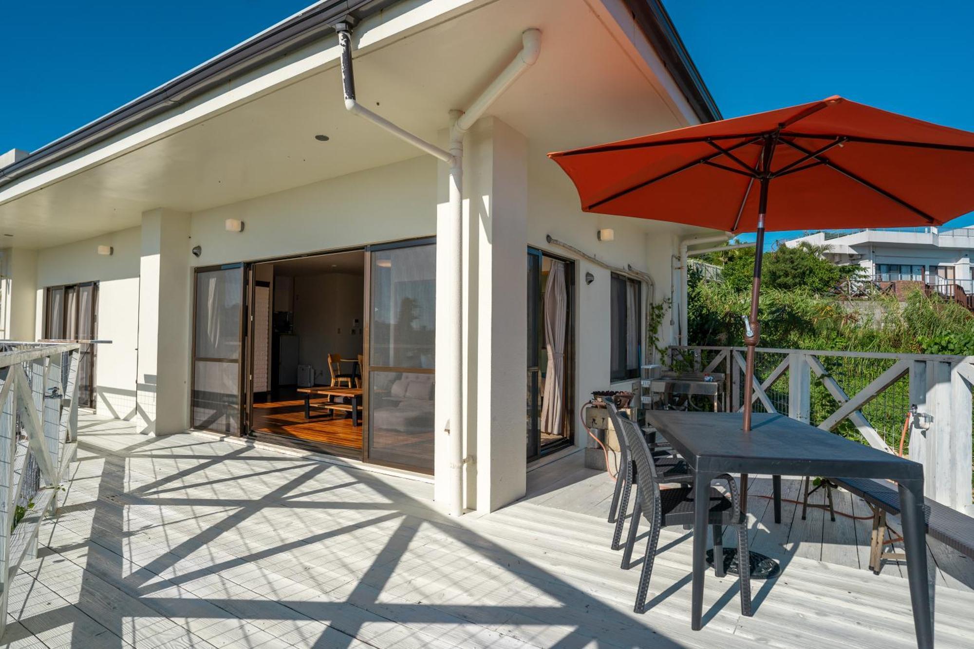 ペンションパシフィカ古宇利 Villa Kui Exteriör bild