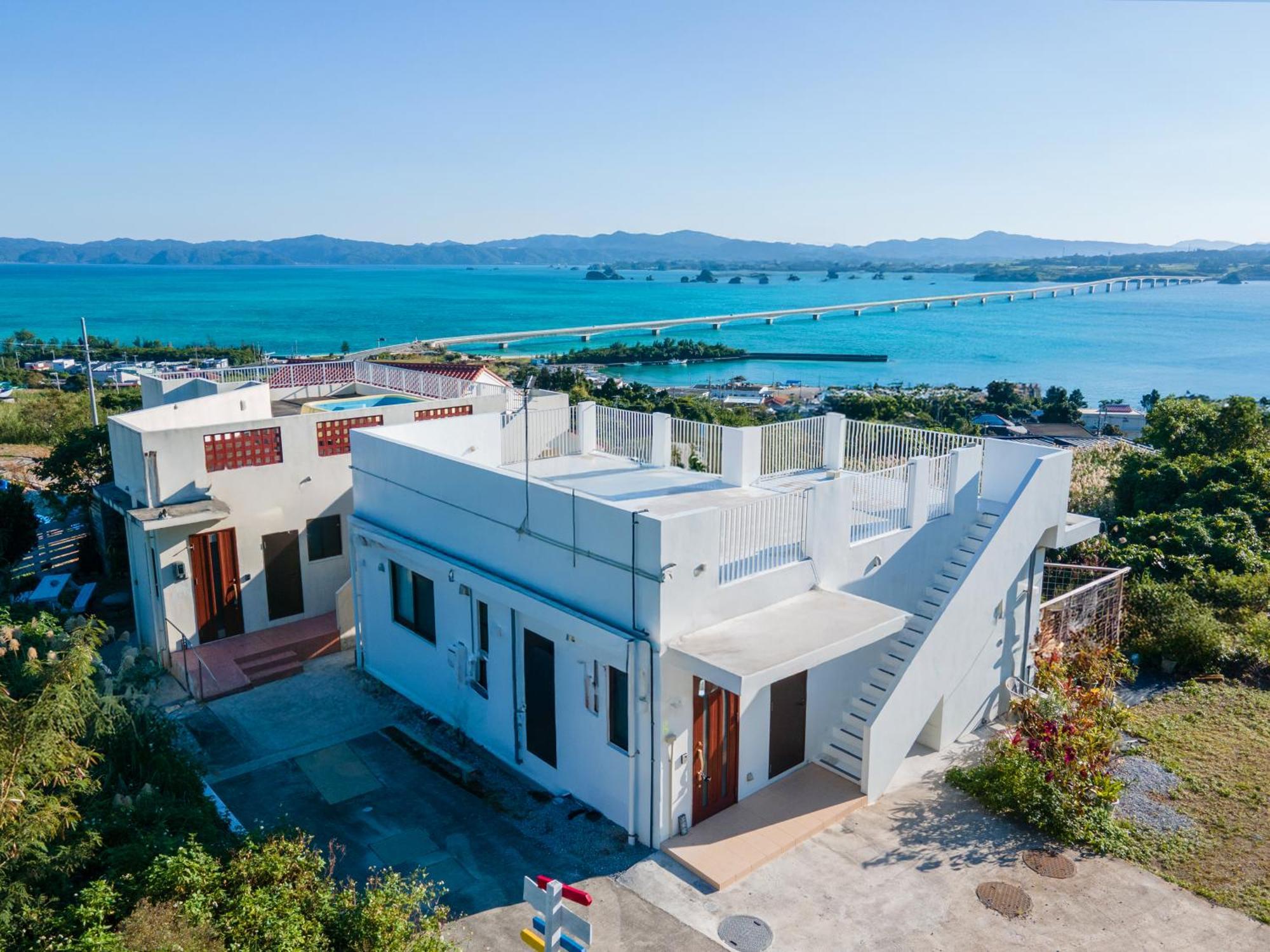ペンションパシフィカ古宇利 Villa Kui Exteriör bild