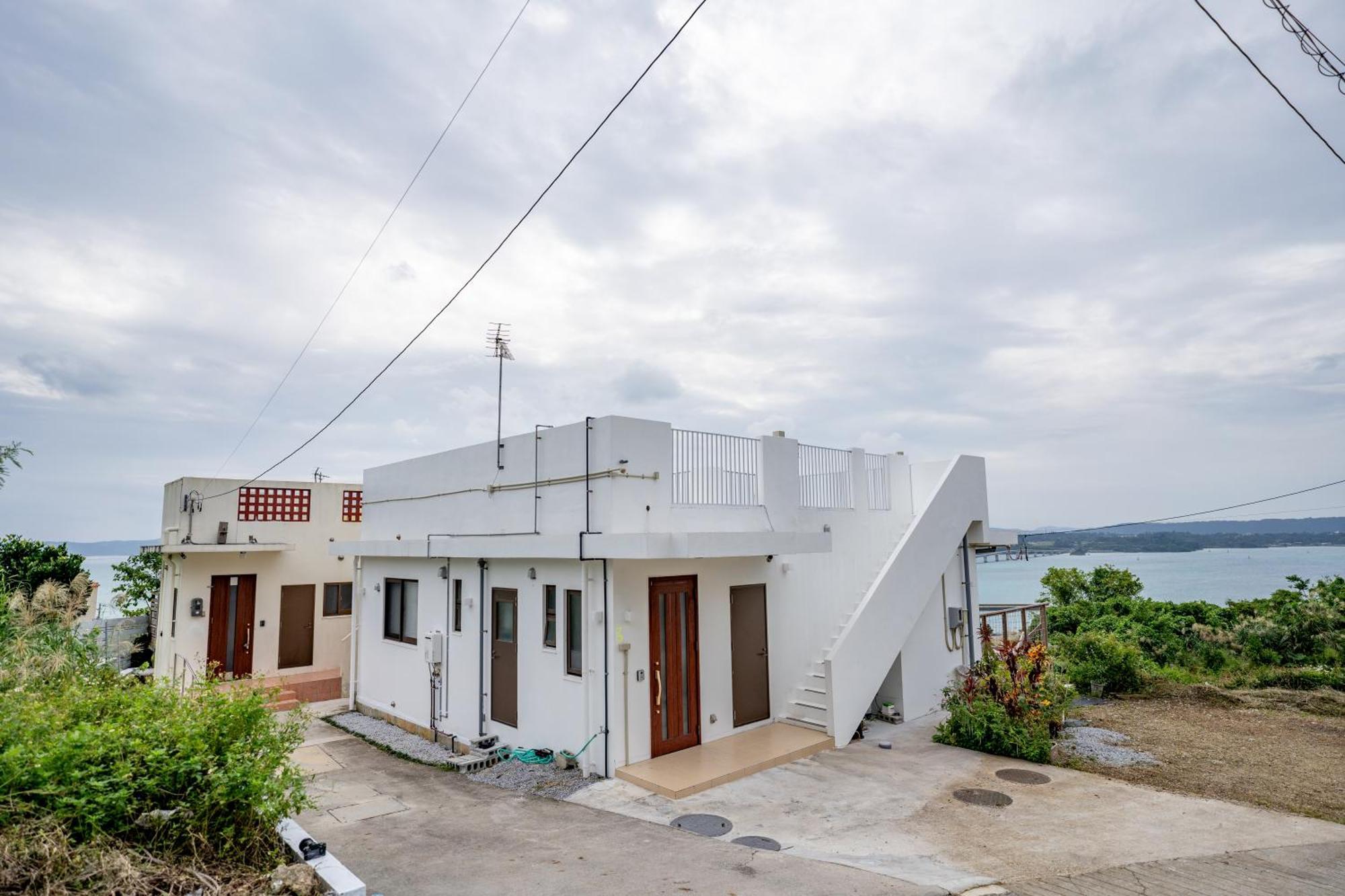 ペンションパシフィカ古宇利 Villa Kui Exteriör bild
